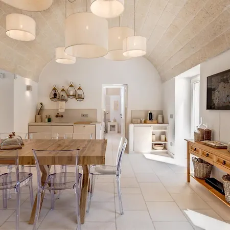 Ludovica Villa Ostuni